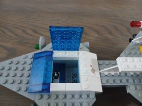 LEGO Space: Starfleet Voyager (6929) 100% Complete w Minifigures & Instructions