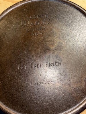 Wagner Ware Sydney -o- Fat Free Fryer 1102E. Factory Condition. Zero Rust, Ever