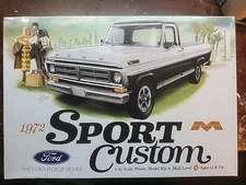 moebius 72 FORD SPORT CUSTOM TRUCK SEALED