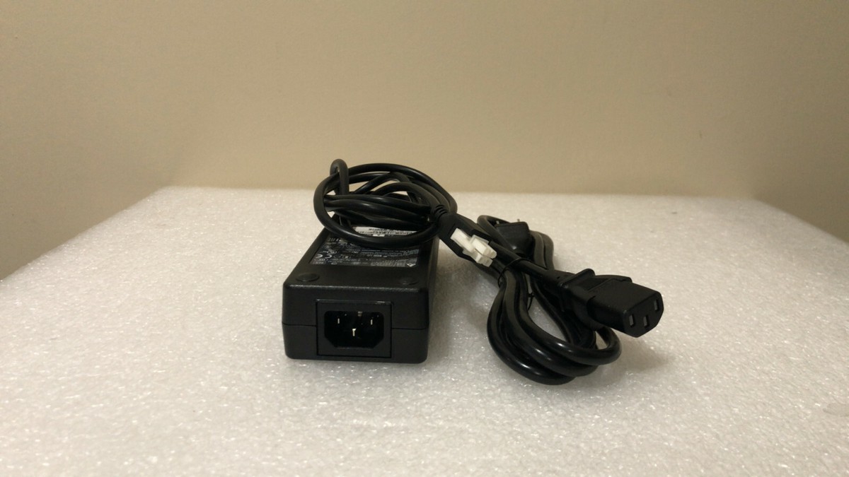 CISCO PWR-60W-AC-V2 Power Supply AC Adapter 12V 5A 891F 892FSP