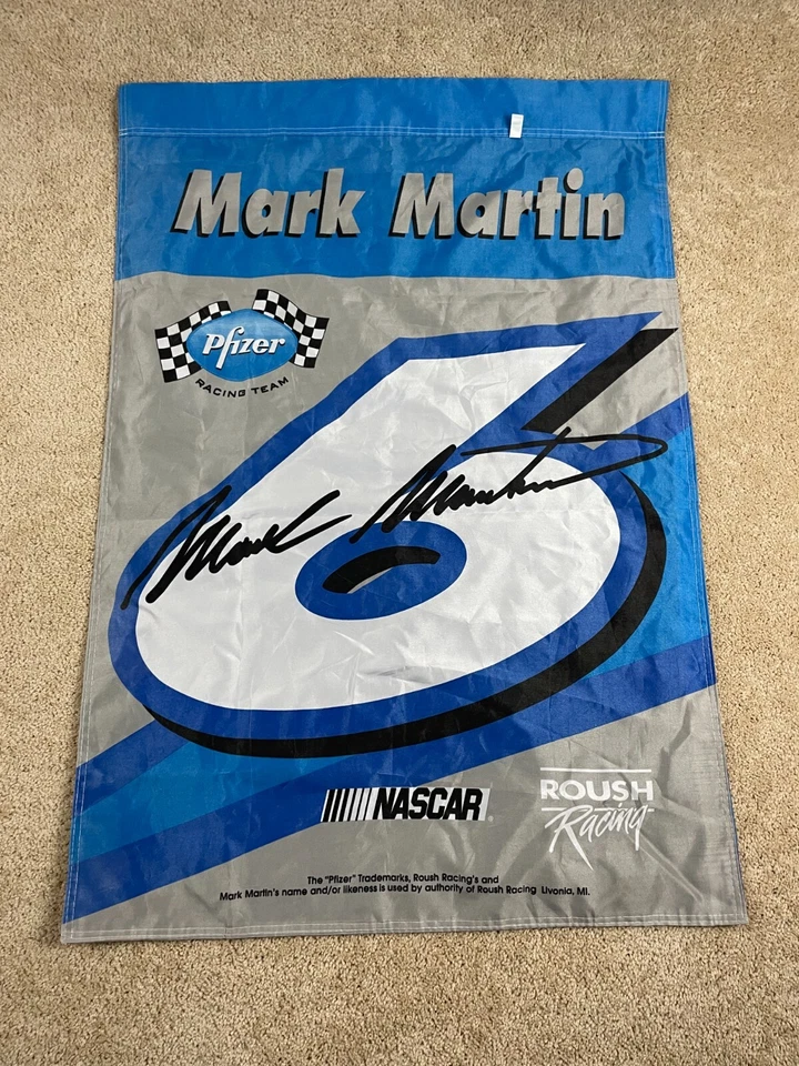 Banner BSI Products Inc 43"x30" Mark Martin #6 NASCAR Pfizer Racing Team azul Foto 2 de 4