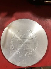 Cadillac Deville Seville 9593128 OEM Tapa de llanta central de rueda Buje Cubierta antipolvo TH
