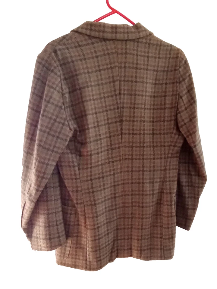 Vintage ESCADA Margarita Ley Olive Plaid Wool  Blazer Jacket 2 Button Size 40 - Image 3 of 4