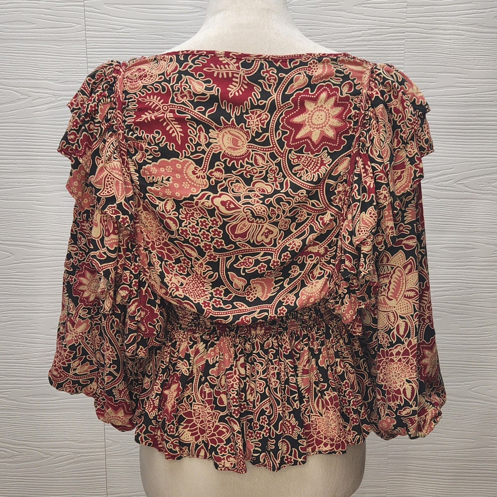House Of Harlow 1960 Jaipur Print Boho Floral Ruffle Blouse Size XS