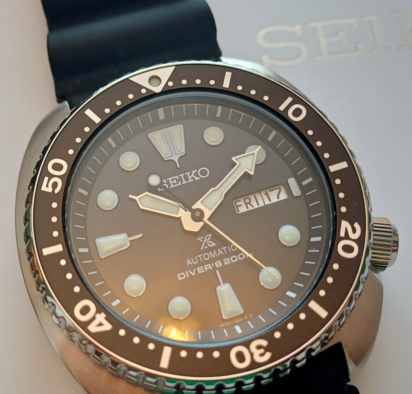 Seiko Men's Prospex Turtle Watch SRPE93 200m Divers' Automatic image 3
