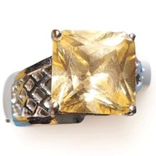 Size 7 YELLOW CITRINE PRINCESS CUT  CZ STONES 925 STERLING SILVER WOMEN'S RING