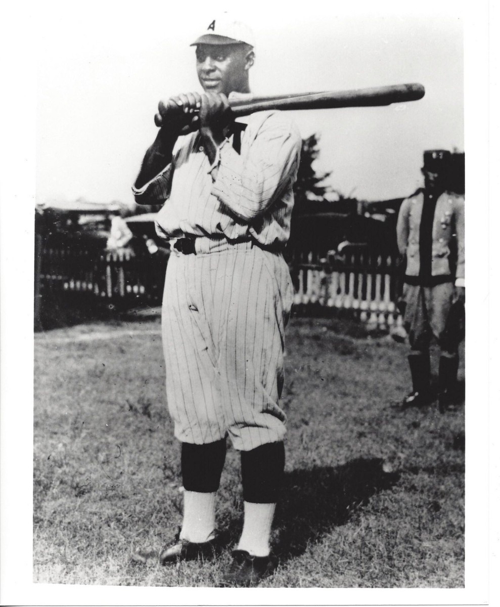 OSCAR CHARLESTON 8X10 PHOTO NEGRO LEAGUE INDIANAPOLIS ABC's BASEBALL OSCAR CHARLESTON 8X10 PHOTO NEGRO LEAGUE INDIANAPOLIS ABC's BASEBALL