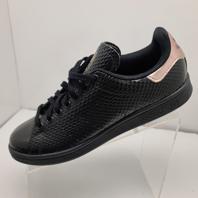 Size 9 - adidas Stan Smith Snakeskin 