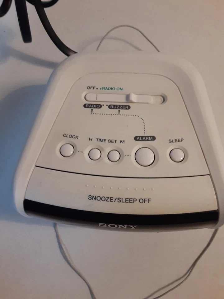 Reloj despertador Sony Dream Machine ICF-C112 blanco radio AM/FM *probado* Foto 2 de 4