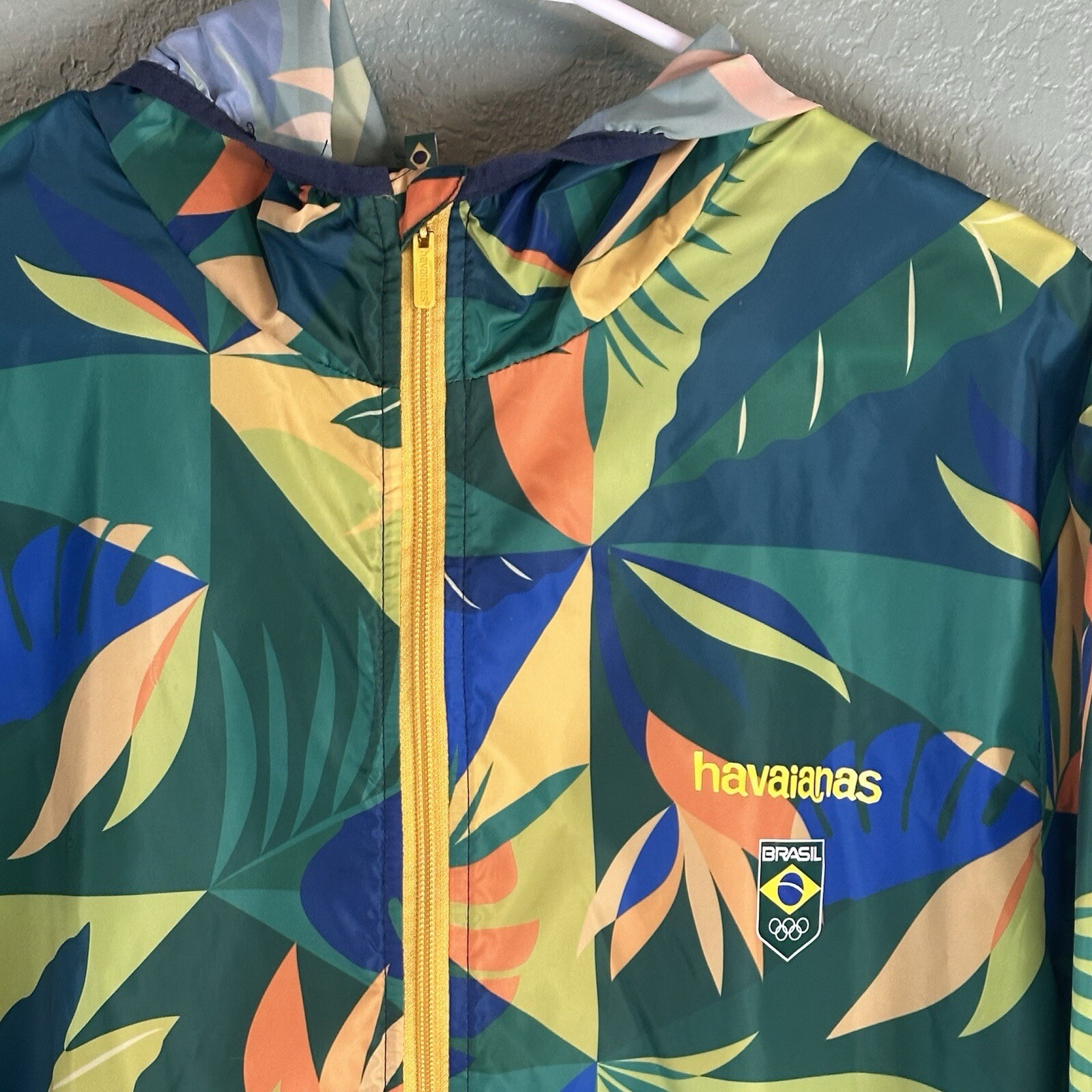 Havaianas Brazil Brazil L Olympics 2024 Windbreaker Jacket **Rare** image 5