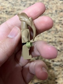 LEGO Star Wars Poggle the Lesser Minifigure sw0474 - 75017 Duel on Geonosis