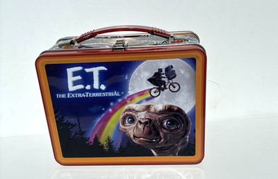 Unused Authentic 1982 ET The Extra Terrestrial 3D Metal Lunchbox by Aladdin