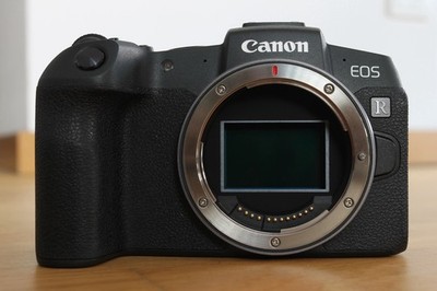 Canon EOS RP Body 26,2MP Spiegellose Systemkamera - Schwarz (Nur Gehäuse)