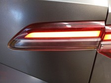 RÜCKLEUCHTE RECHTS IN DER TÜR / 2691738 FÜR SKODA KAROQ NU7, ND7 1.5 TSI