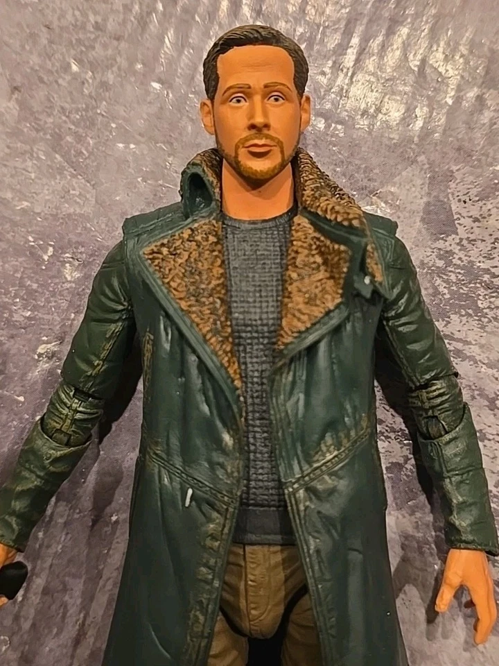 Figura de acción Neca Blade Runner 2049 Oficial K 7" RARA Ryan Gosling  Foto 2 de 3