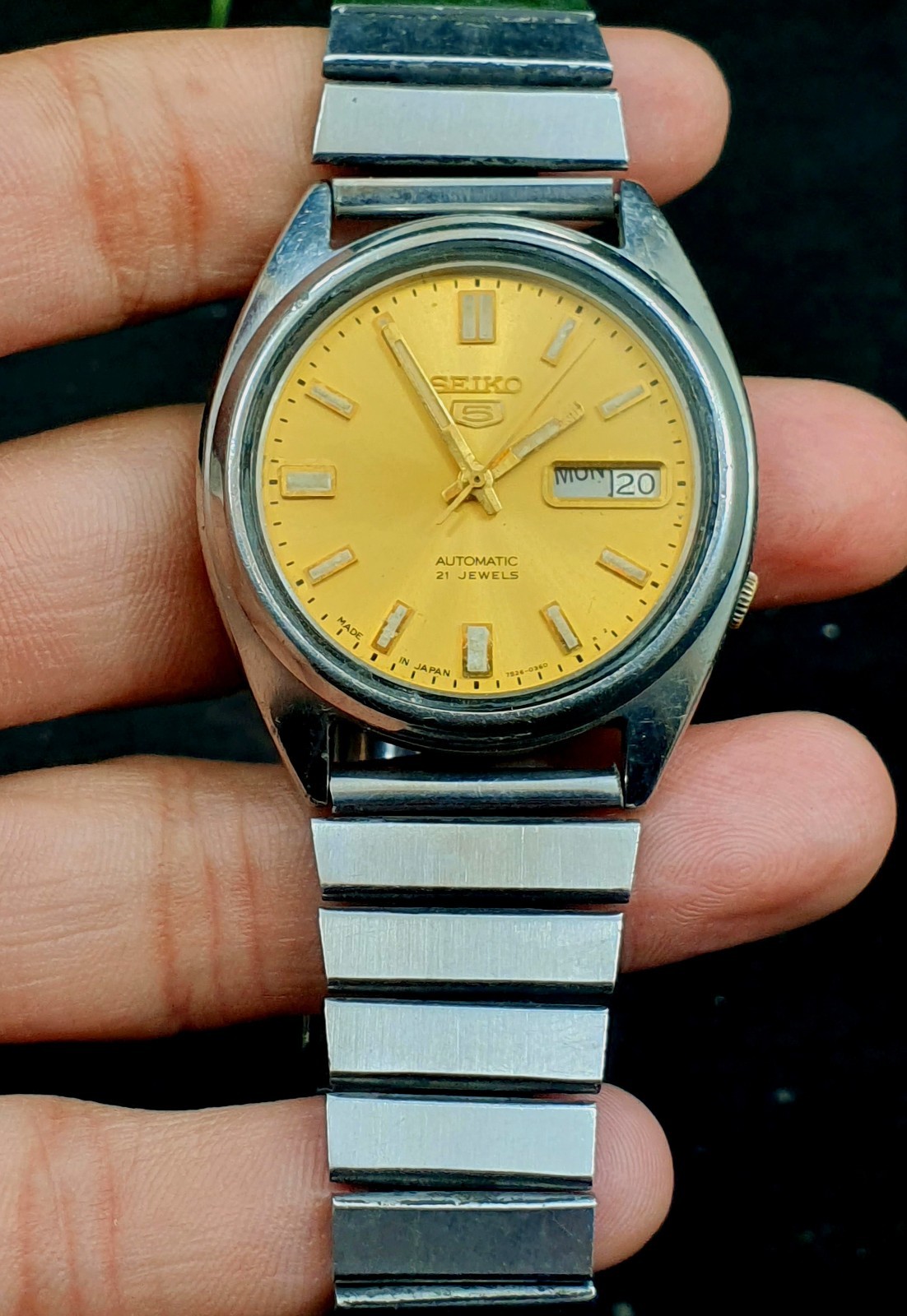 7009-3181 Jewels Japan 5 Date Of Watch Men Automatic Seiko Day Vintage 21 Made - VintageWatches.PK 7009-3181 Jewels Japan 5 Date Of Watch Men Automatic Seiko Day Vintage 21 Made - vintagewatches.pk