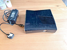 Xbox 360 Slim 250gb HDD Console + Controller