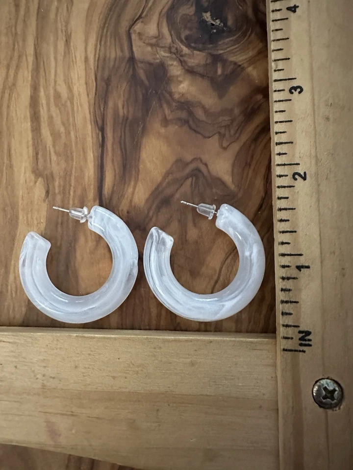 Resin & Acrylic Hoop Earrings Faux Tortoise Shell Brown Pink Green Purple 9 Sets - Image 4 of 4