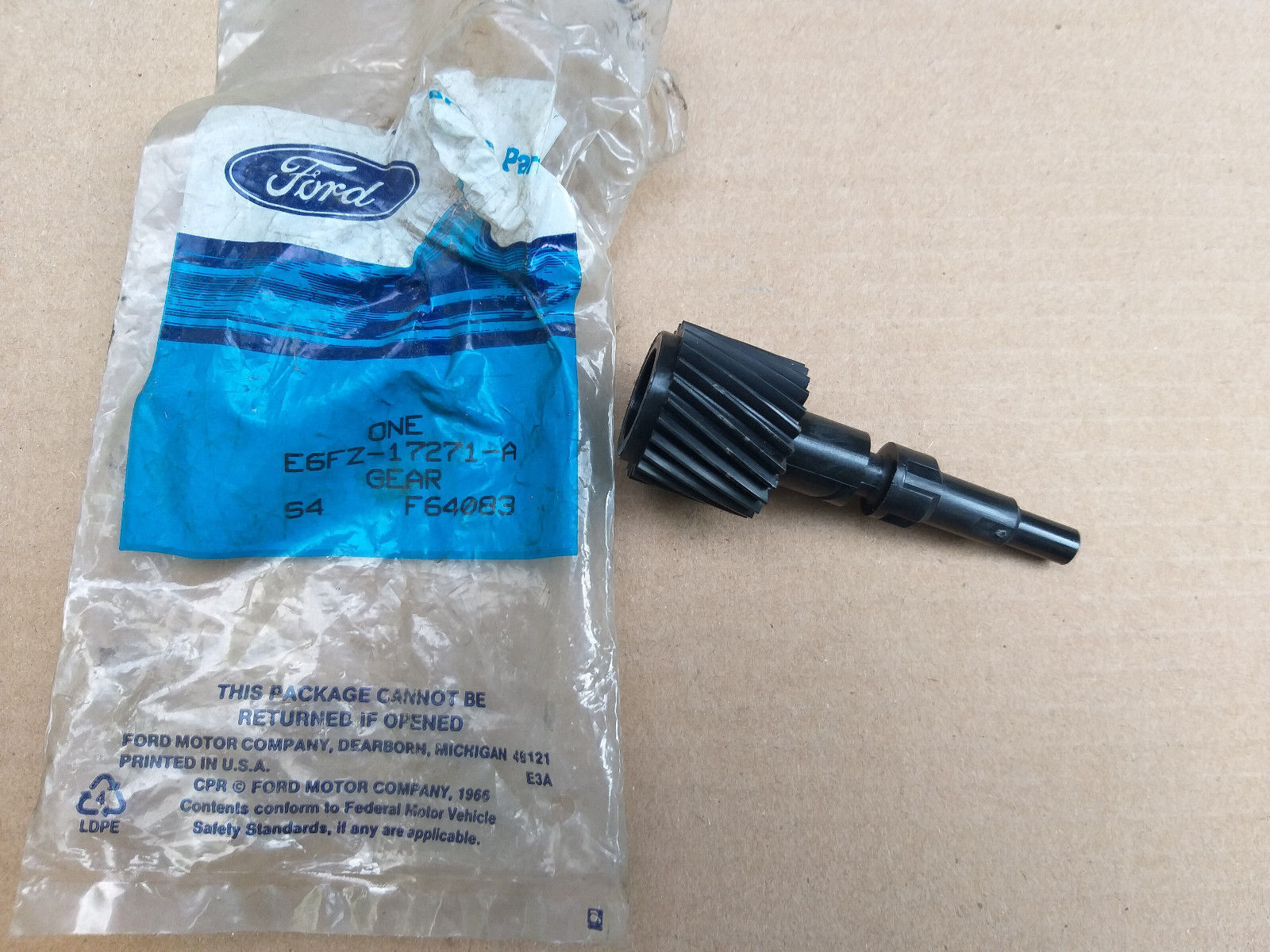 Genuine Oem Ford Speedometer Driven Gear Black 25 Teeth Black Colored eBay