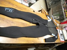 Water Sports Xcel Full Wet Surf Suit - Womens size 6 pre owned, see pics