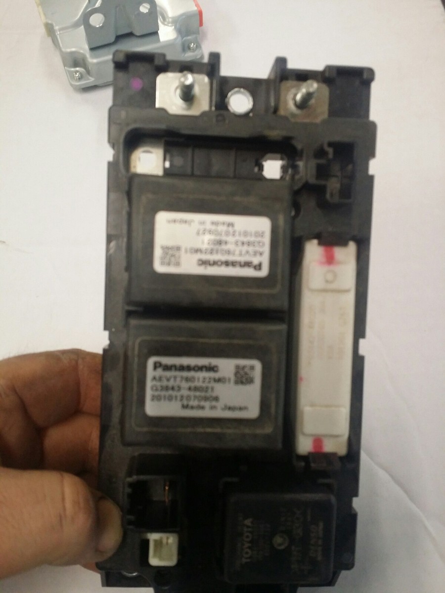 シリウスページ Toyota Prius Battery Junction Box Relays G92Z1-47020, G3843