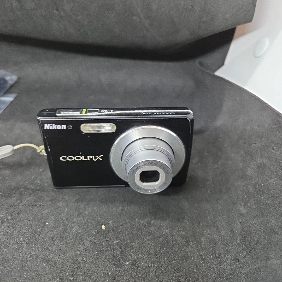 Nikon COOLPIX S200 Digital Cameras for Sale - Shop New & Used