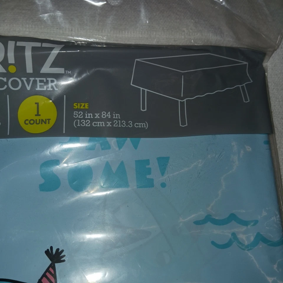 Mantel Blue Shark 52x84 y 20 pajitas de fiesta de tiburón. Spritz Nuevo Foto 2 de 4