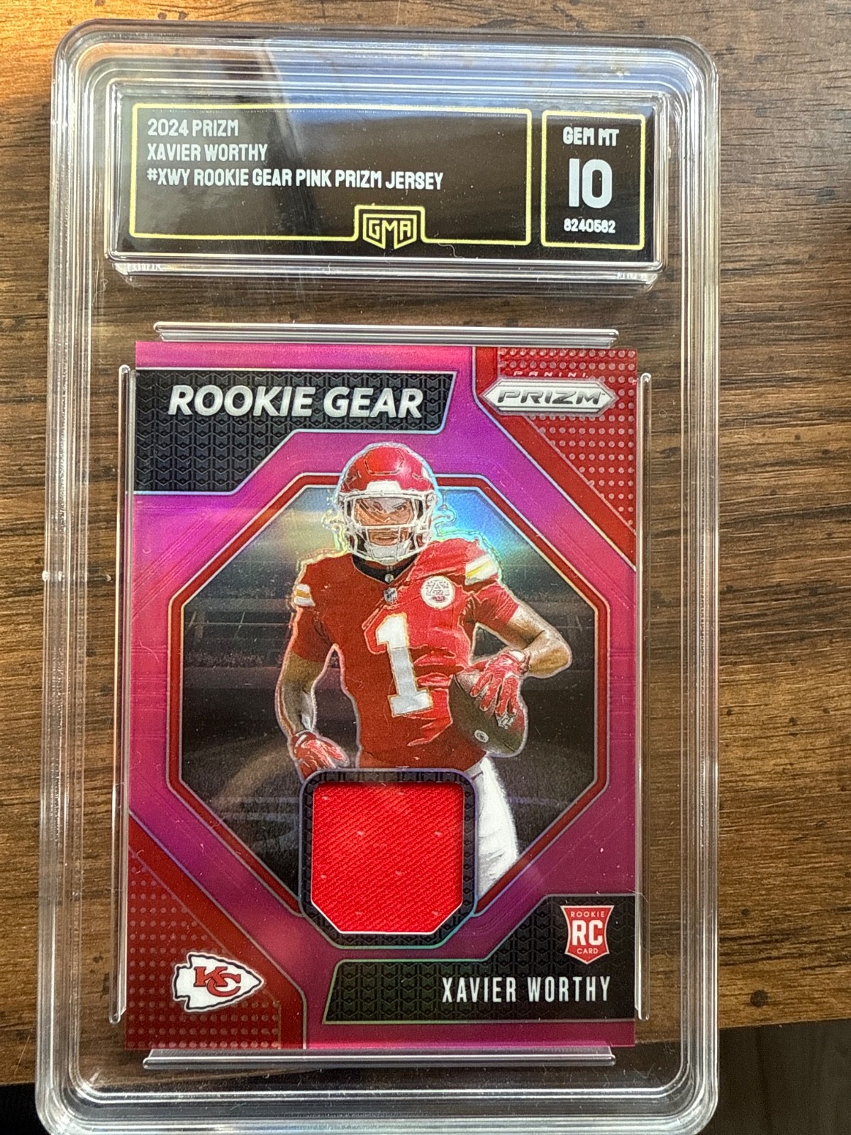 2024 Prizm xavier worthy rookie gear pink prizm jersey PSA 10