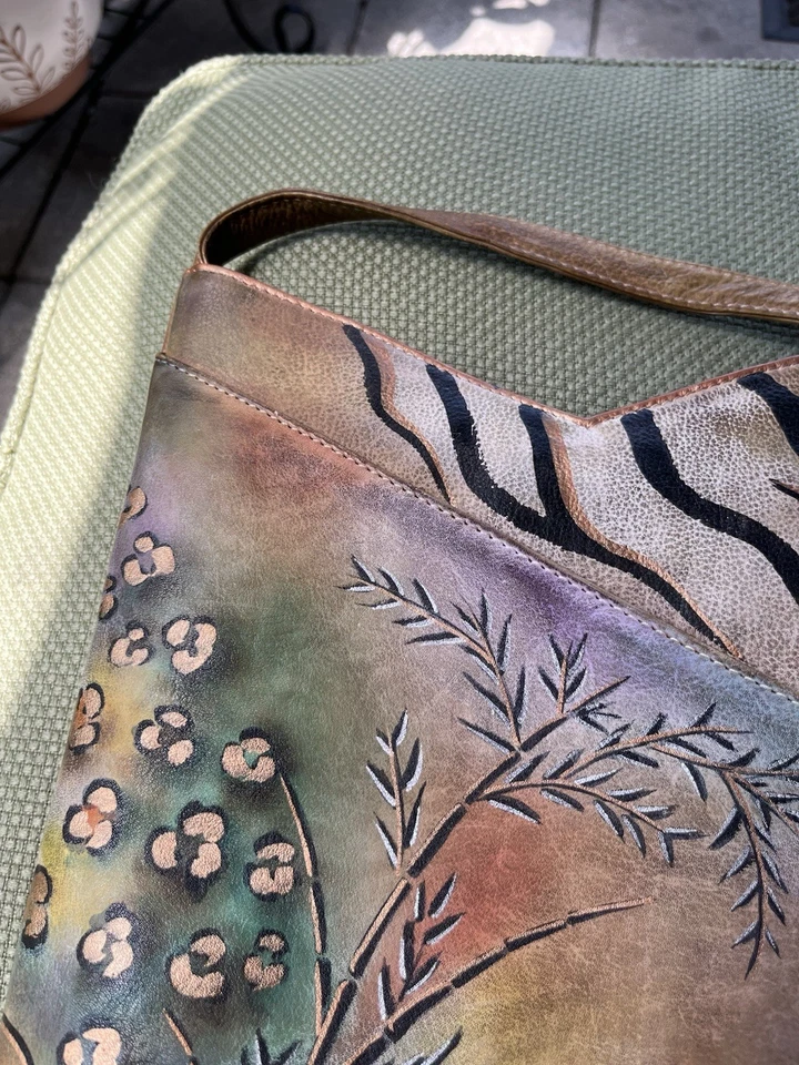 Bolso Bandolera Anuschka Mediano Cuero Hecho a Mano Pintado a Mano ANIMAL JUNGLE EXC Foto 4 de 4