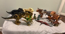 16 bootleg LEGO dinosaurs of various types