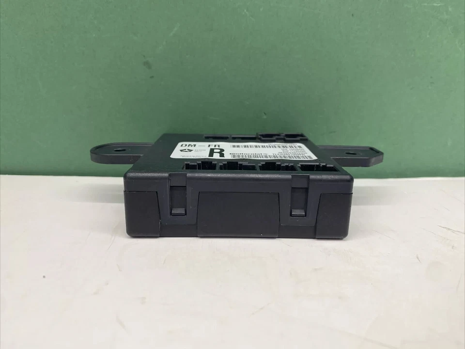 Chrysler 300 Dodge Charger 2012 fabricante de equipos originales diestro pasajero módulo de puerta 05026610A1 Foto 4 de 4