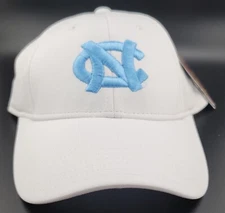 North Carolina Tar Heels White Tech Maximum Stretch Hat