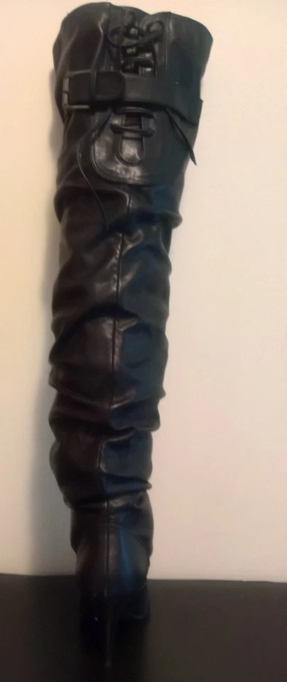 Fergie Mujeres Punta Redonda Hechas por el Hombre Sobre la Rodilla Battlefield Botas Negras Talla 7 1/2 Foto 4 de 4