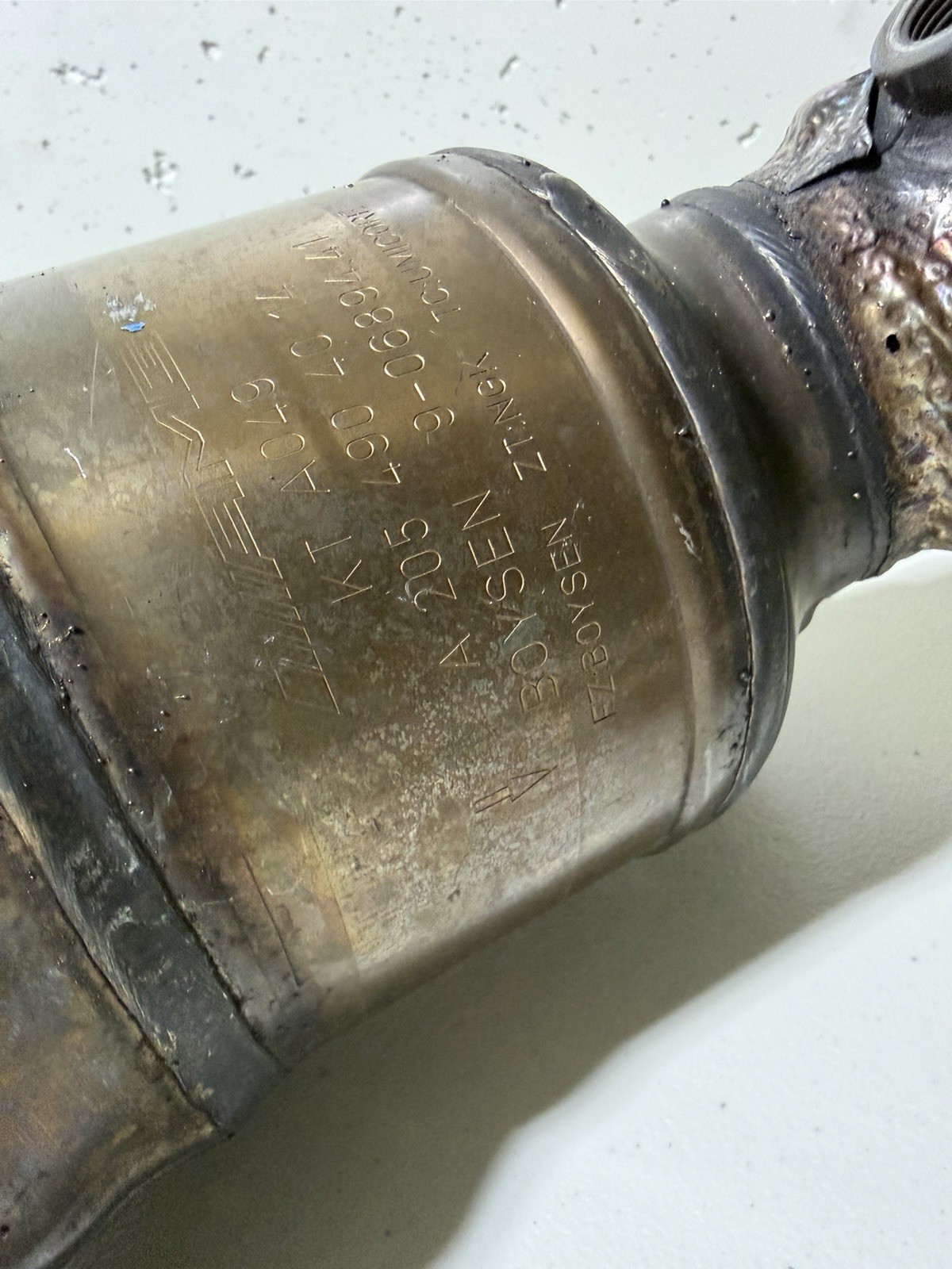 Aston Martin Catalytic Converters