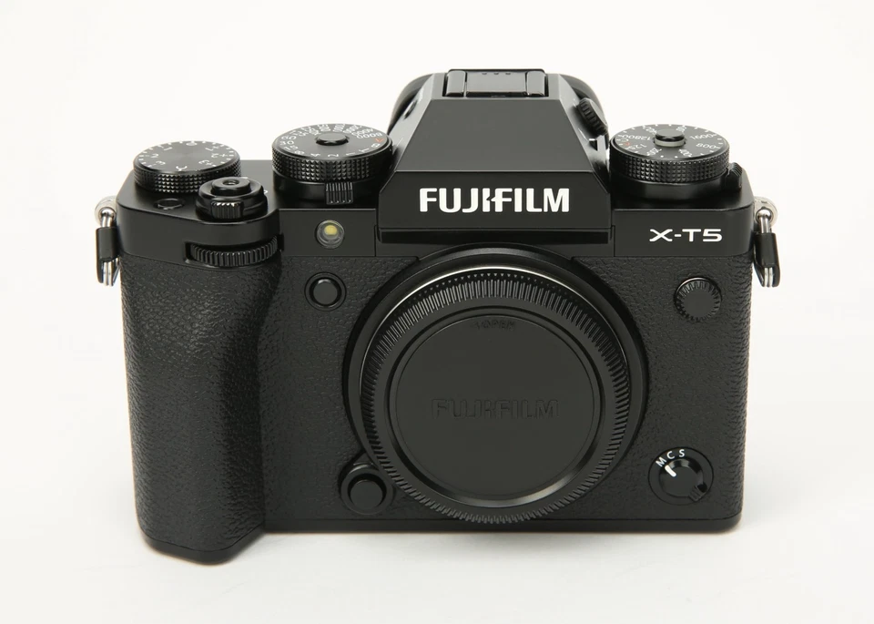 Fujifilm X-T5, photo 2 of 5