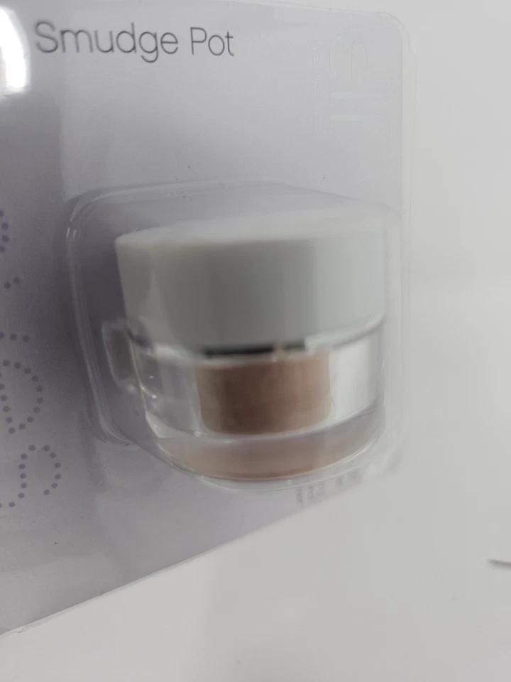 E.L.F. Smudge Pot Ain't That Sweet 21692 Long Lasting Eye Shadow & Eyeliner - Image 4 of 4