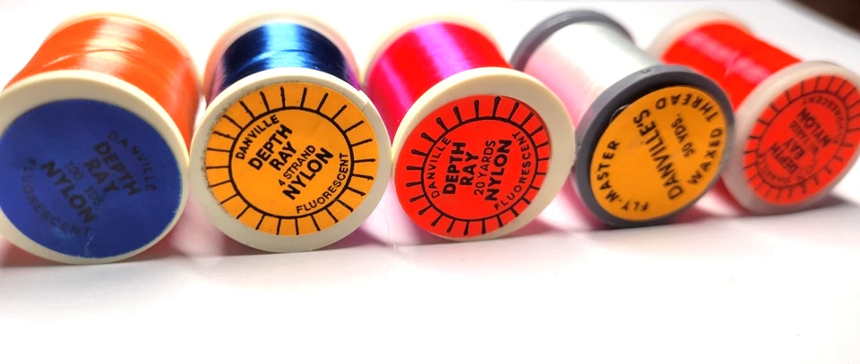 DANVILLES DEPTH RAY NYLON & WAXED FLUORESCENT THREADS 20-50 & 100 码组合套装 — 第 3/4 张图片