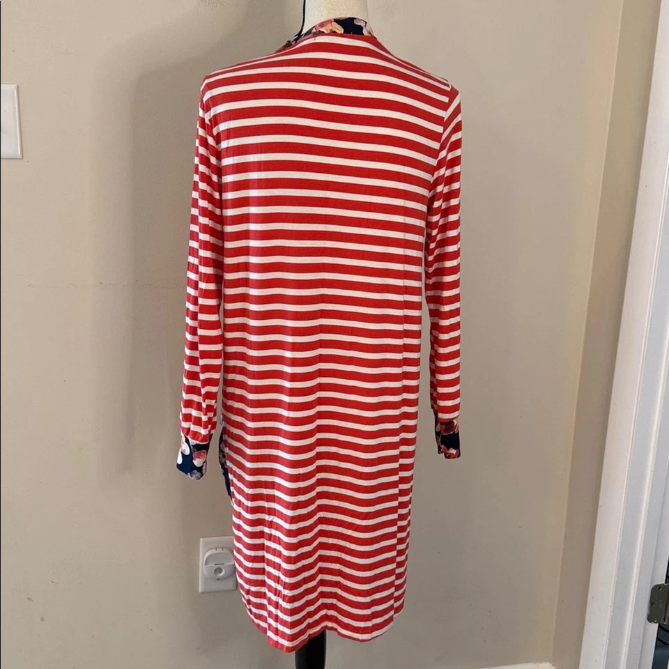 Betsy’s Boutique Shop 波西米亚长款开衫花卉和红色白色条纹 尺寸 小号 — 第 4/4 张图片