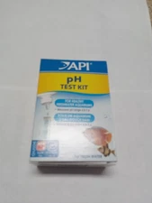 API PH TEST KIT 250-Test Freshwater Aquarium Water pH Test Kit, 4 Piece Set