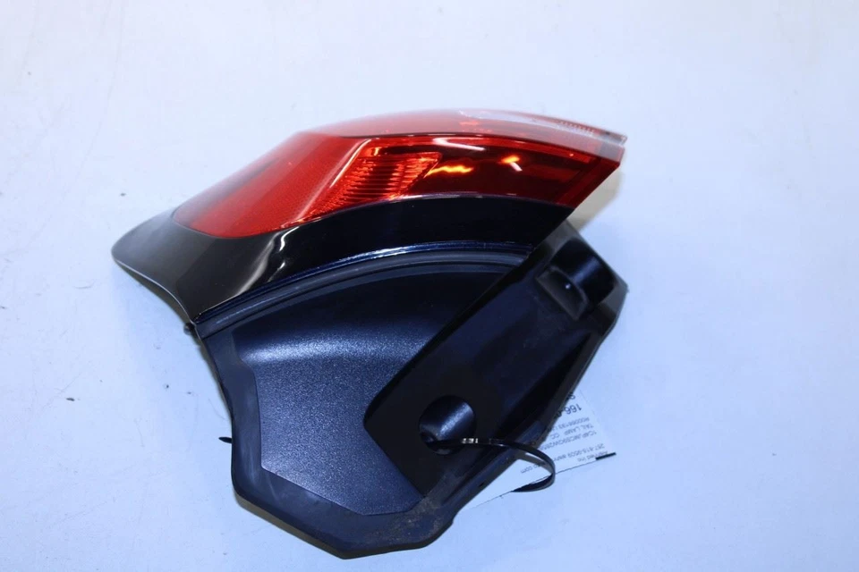 Luz trasera derecha 14-18 Jeep Cherokee 75 aniversario 68102906AF Foto 4 de 4