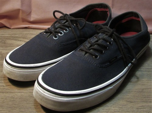 VANS MEN'S NAVY BLUE SKATEBOARD SHOES 