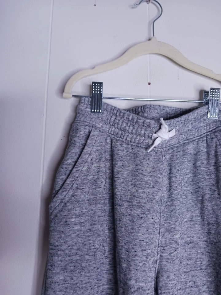 Old Navy Boys Size 8 Medium Sweatpants Grey Jogger Tapered Leg  - Image 3 of 4