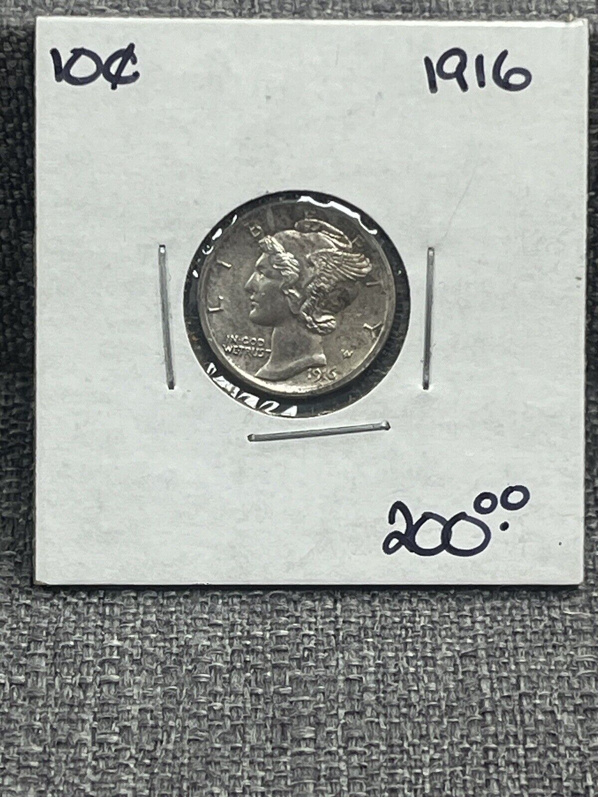 Foto 1 di 4