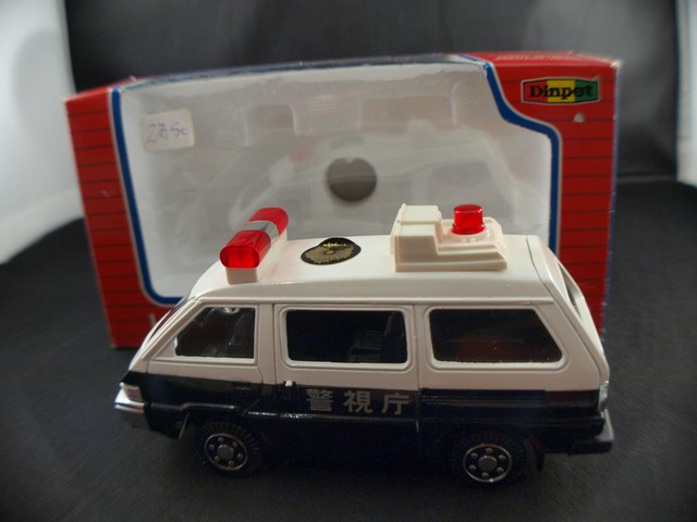 Diapet Yonezawa Japan N° P-03 Toyota Townace Patrol Car Police New