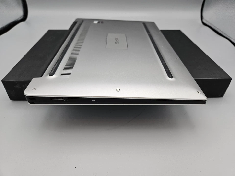 Dell XPS 13 9350 13.3" QHD Touch screen Intel Core I7-6500U RAM 16GB SSD 512 GB - Immagine 4 di 4
