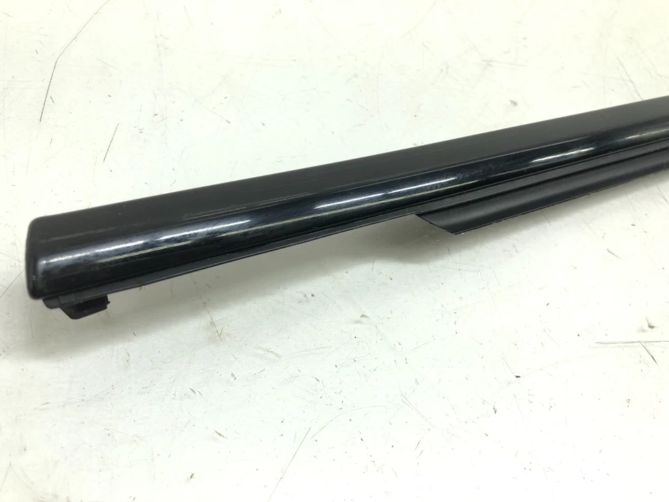 2019-2023 VOLVO S60 V60 MOTORISTA ESQUERDO PORTA DA FRENTE MOLDURA DE CINTO DE JANELA FABRICANTE DE EQUIPAMENTO ORIGINAL - Imagem 3 de 4