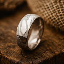 Silver Woodgrain Hammered Damascus Steel Ring Wedding Band Handmade For Mens