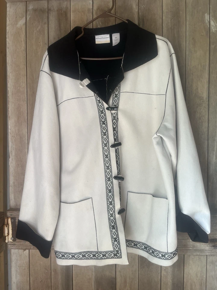 Alfred Dunner Black and White Coat Size 18W - Image 2 of 4