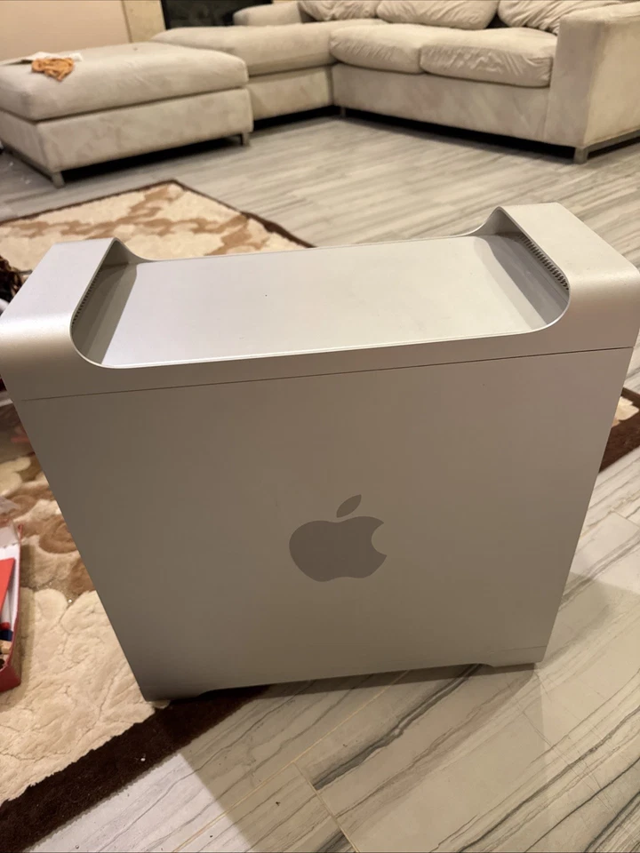 Apple MacPro Quad Core 2 x 2.66 ghz dual-core Intel Xeon 12 GB Memory + Boots Up - Image 4 of 4