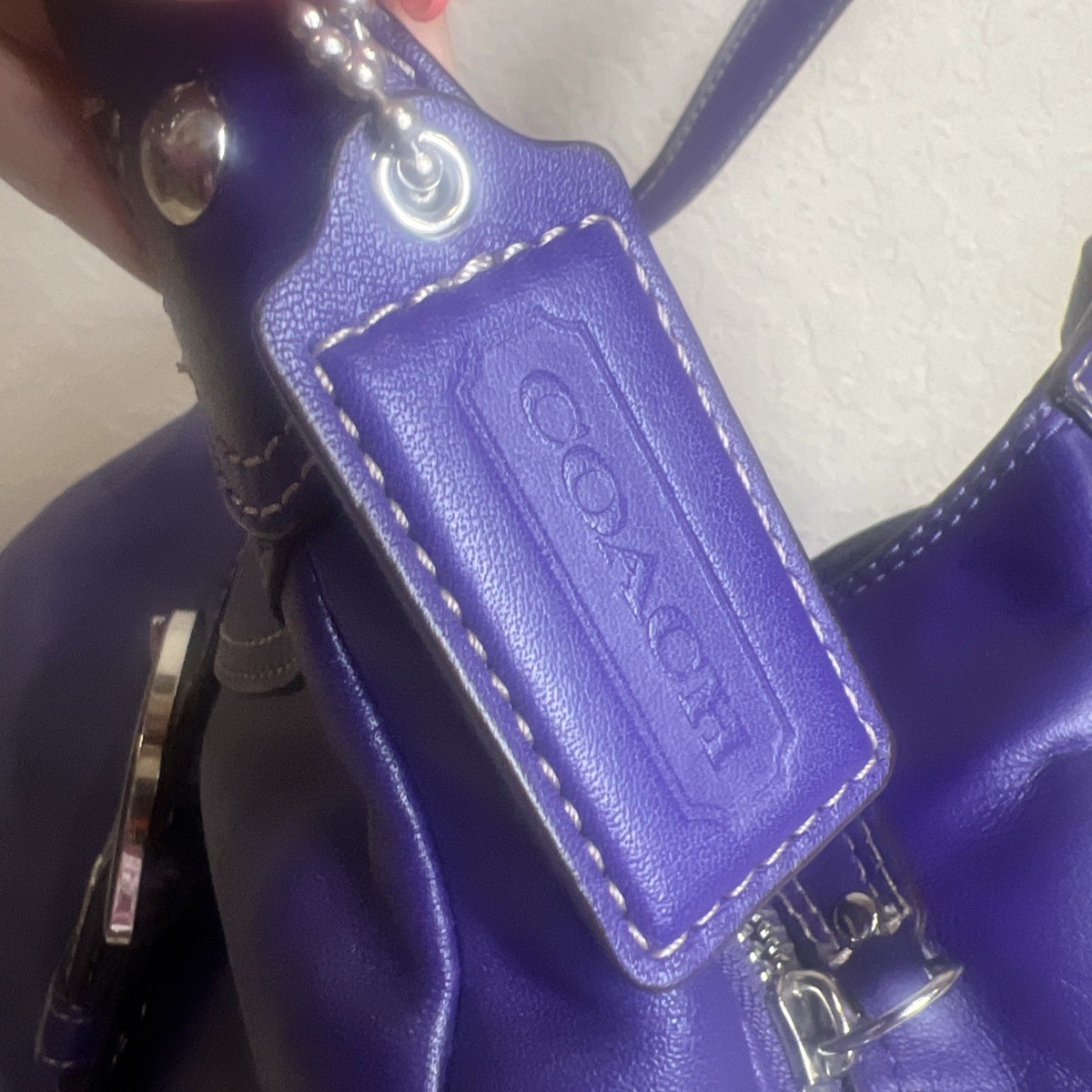 COACH (2011) Soho Lynn Y2K Leather Purple Hobo Buckle Shoulder Bag